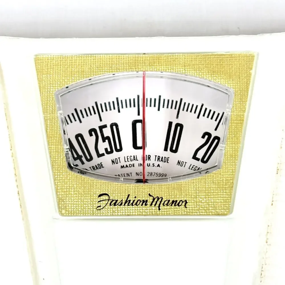 Penney’s Fashion Manor Bathroom Scale White Gold Vintage 1969 New Old Stock